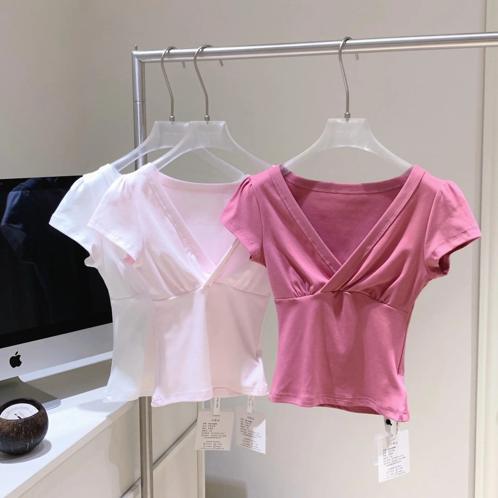 Life Spicy Tee Cross Elastic Short Style Slimming Shoulder Look, V-neck Short Sleeve T-shirt