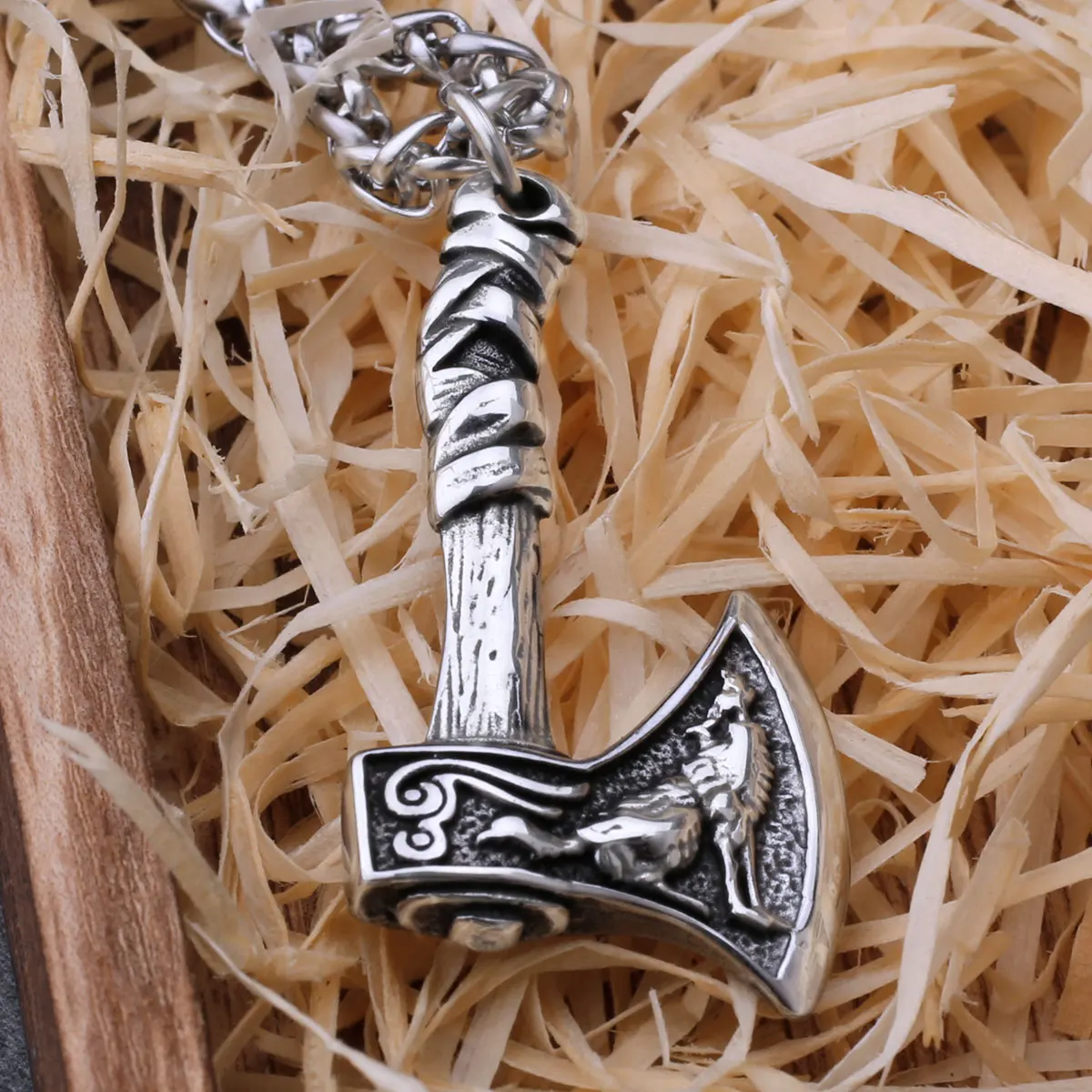 Viking Wolf and Crow Axe Pendant Retro Slavic Odin Amulet Men's Fashion Charm Stainless Steel Pendant Necklace Jewelry Gift - view 2