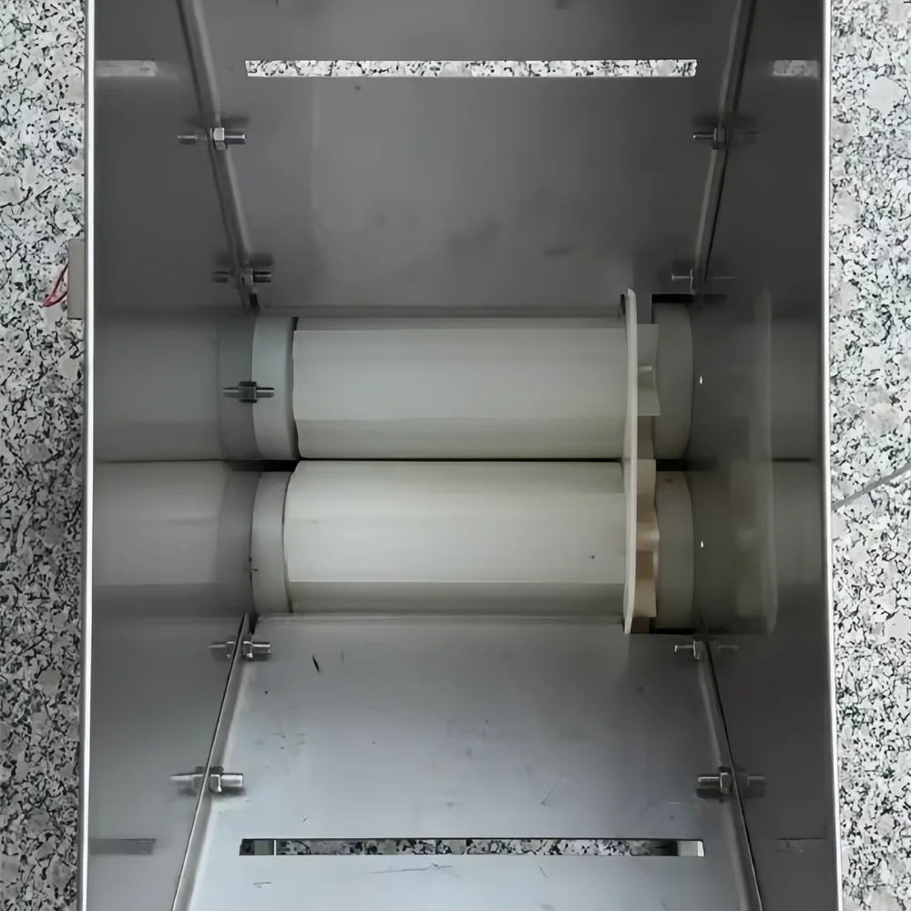 Electric Stainless Steel Grape Crusher for Red Wine Brewing Fruit Juice Press Crusher for Blueberries Mulberries