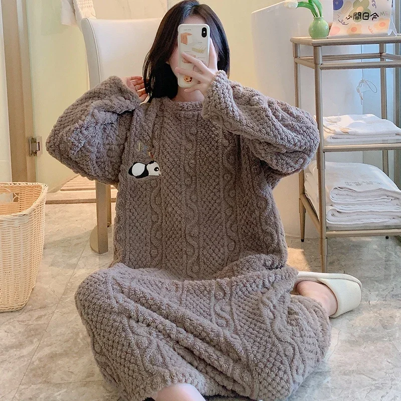 2023 Winter Plus Size Long Sleeve Thick Warm Flannel Nightgowns for Women Korean Loose Sleepwear Night Dress Nightdress Nighty