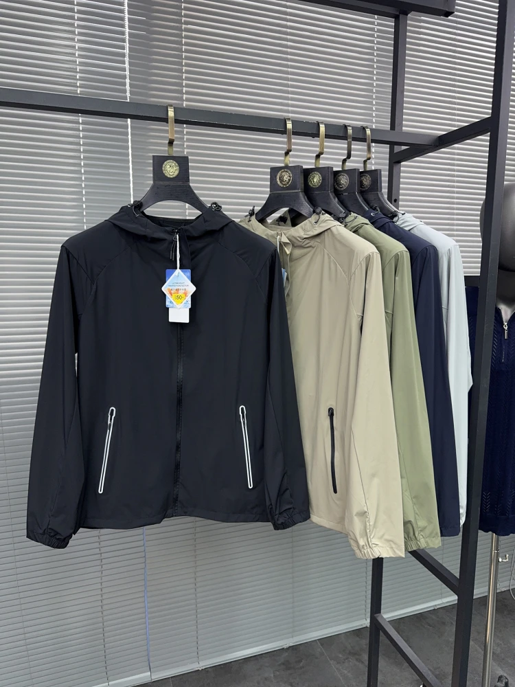 

Svip UPF50 Cool Feeling Lightweight Breathable Outdoor Men's Casual Hooded Jaet Faionable Sun Protection Clothing