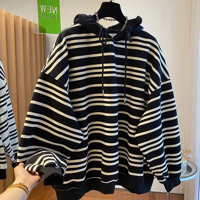 Plus size design striped sweater women's autumn and winter velvet Korean version of loose cotton tops fashion casual coat.