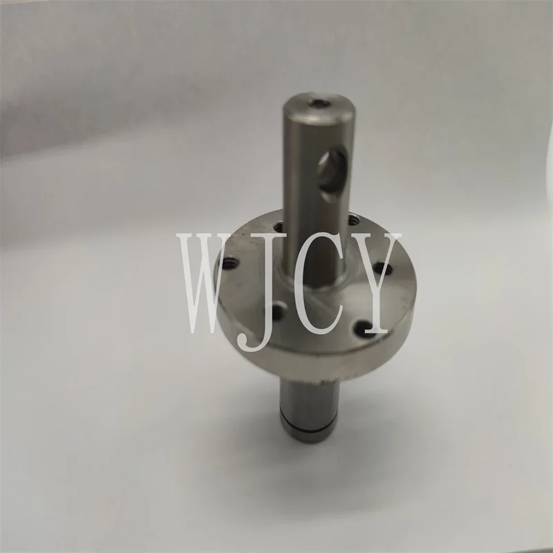 

SM74 Головка вала Заглушка водяного ролика 6 отверстий 63.030.506 Для офсетной печатной машины Запасная часть Головка вала шестерни