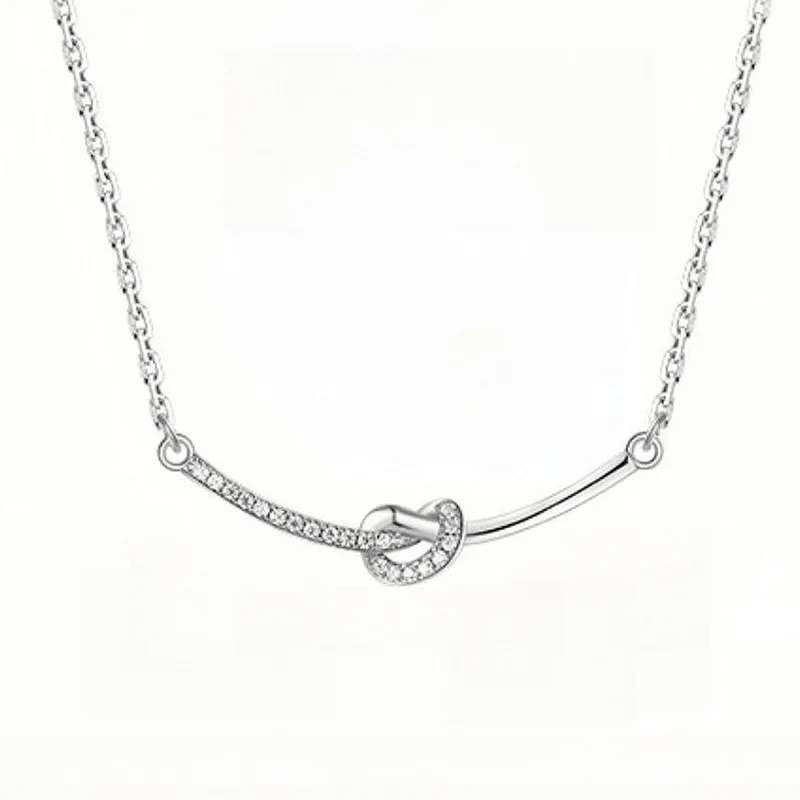 Original Smile Knot Titanium Steel Necklace for Women's Commuting Light Luxury Simple and High End Clavicle Chain Gift Wholesale