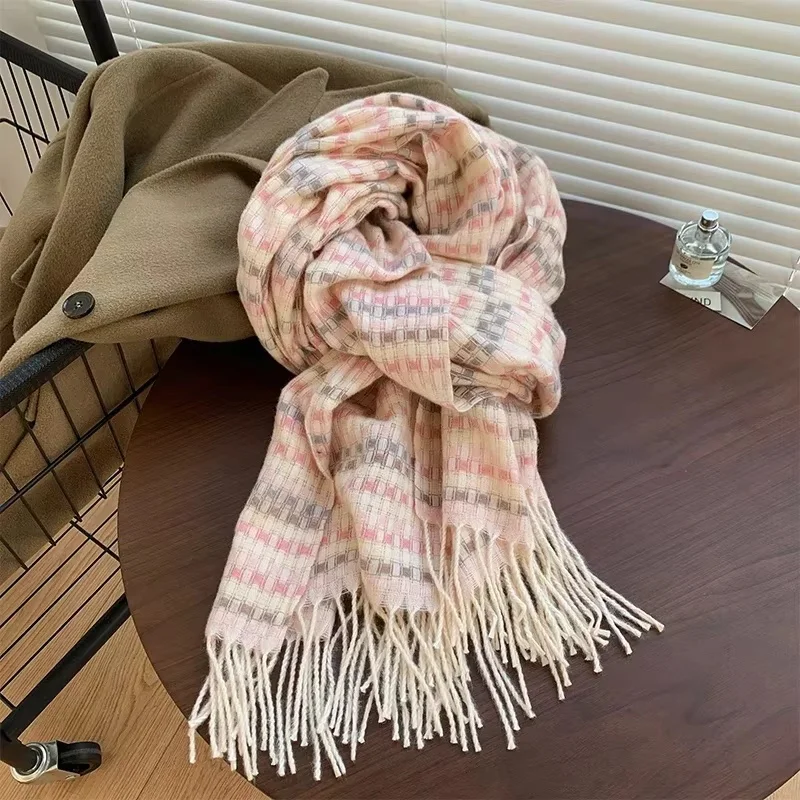 Winter Women's Angora Scarf Warm Maillard Necklace Dingxiang Geghan Dry Pink Same Style Christmas Plaid Scarf