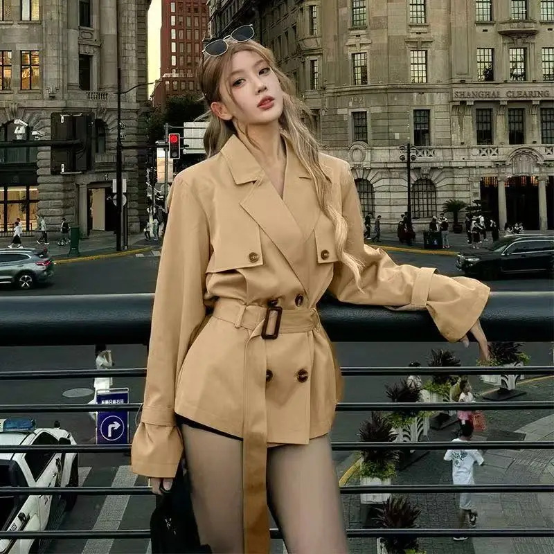

Teenage Girl High-end Khaki Short Windbreaker Girl Temperament Short Jacket Tie Up Waist Top