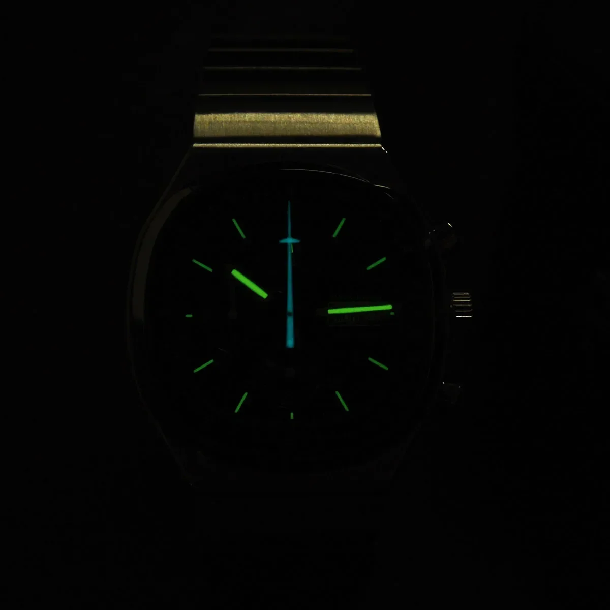 Hruodland-Montres chronographes à quartz rétro pour hommes, verre saphir, bleu, noir, acier inoxydable, montre-bracelet habillée à la mode, F022