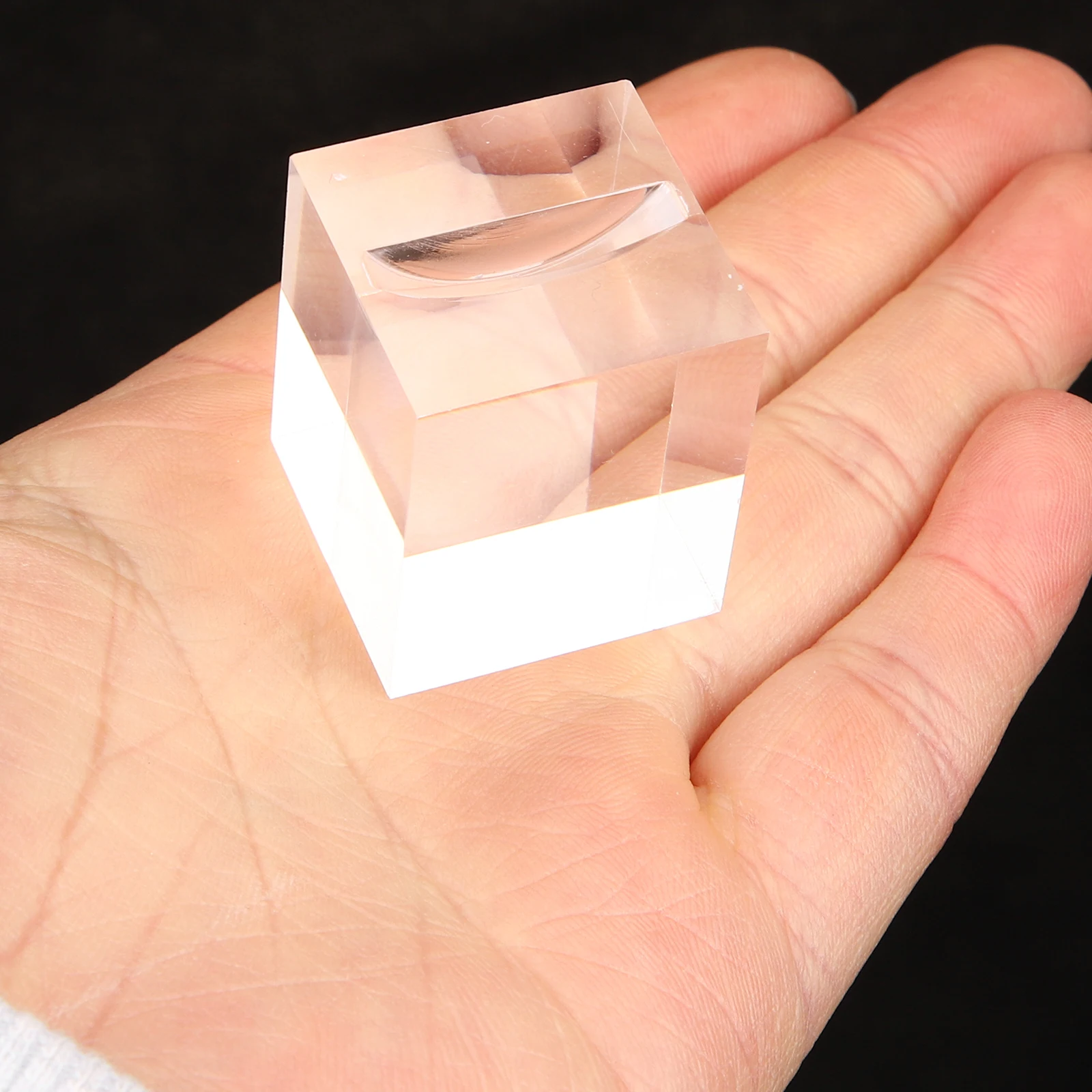 

3Pcs Clear Acrylic Ring Display Stand Jewelry Organizer Durable Practical Desktop Showcase Ring Stand Jewelry Holder