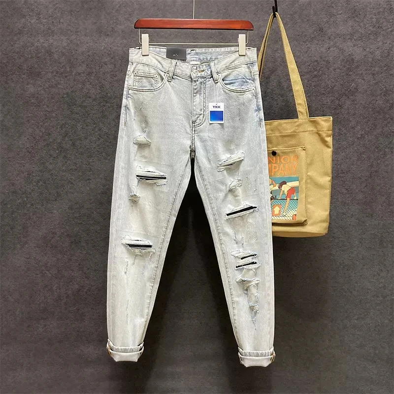 Street Fashion uomo Jeans Retro azzurro Stretch Slim Fit buco Jeans strappati uomo Patched Designer Vintage Denim Pants Hombre