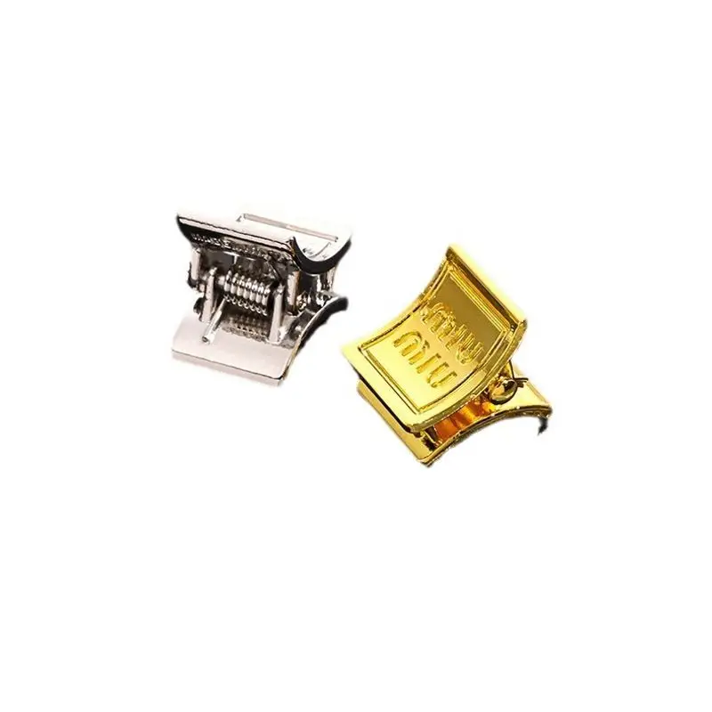 1pc M letter gold grip clip new high-end women's hair clip small bangs clip broken hair clip three piece set view 4