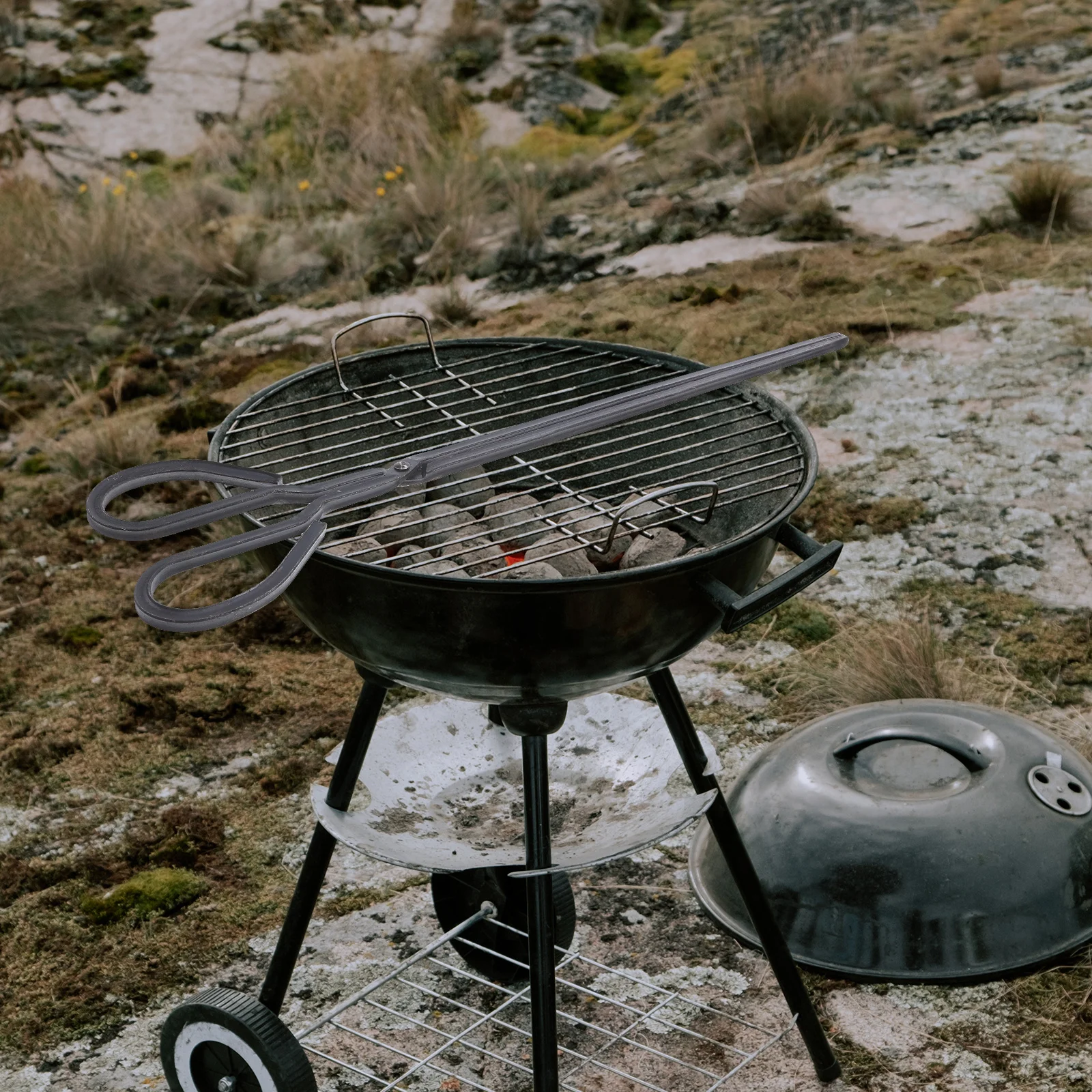 

Extended Heavy Duty Iron Fire Tongs Extra Long Firewood Picker Charcoal Clamp Campfire Bbq Tool Antislip Texture