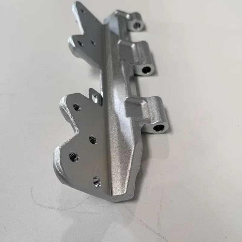 for Precision Hot Forging Services  Metal and Copper Auto Parts Including Connecting Rods Door Hinges and Trailer Hooks Custom