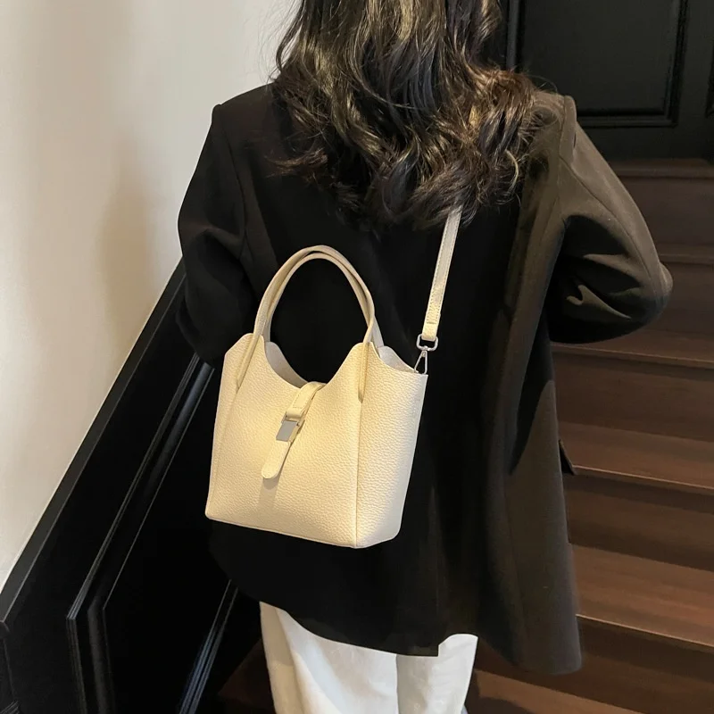 

Роскошные дизайнерские сумки для женщин, сумки 2025 года, известный бренд, высококачественная сумка-тоут, элегантная повседневная сумка на плечо, стильная сумка