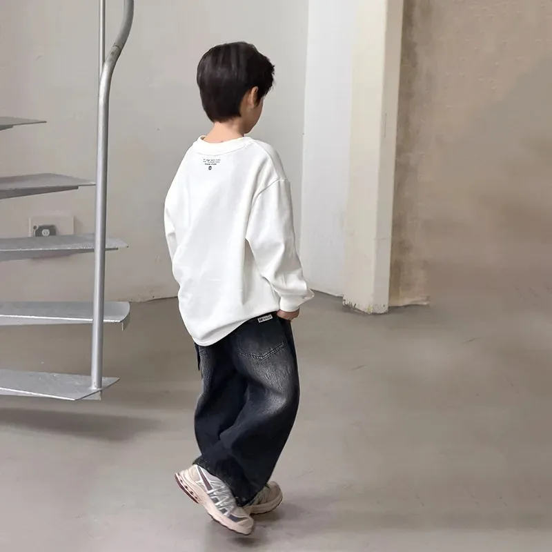 أزياء الأطفال 2025 الخريف والشتاء كل مباراة وبسيطة قميص سميك صبي وفتاة بارد ودافئ هوديي ملابس الاطفال