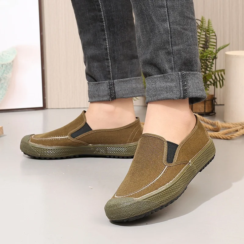 

Men's Work Canvas Shoes Slip-On Wear-Resistant Breathable Outdoor Labor Protection Shoes Anti-Slip Field Shoes Rubber Sole
