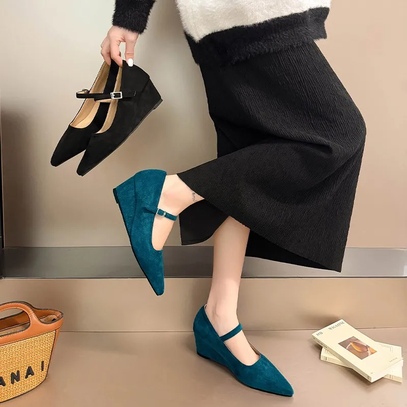 

Fashionable pointed toe slingback single shoes for women, new shallow mouth one-button strap versatile high heels for women