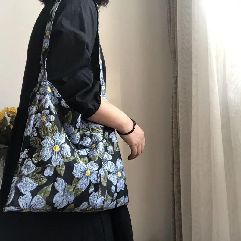 Vintage Jacquard Women Cloth Shoulder Shopping Bag Retro Design Ladies Underarm Bag Large Capacity Female Daily Tote Handbags