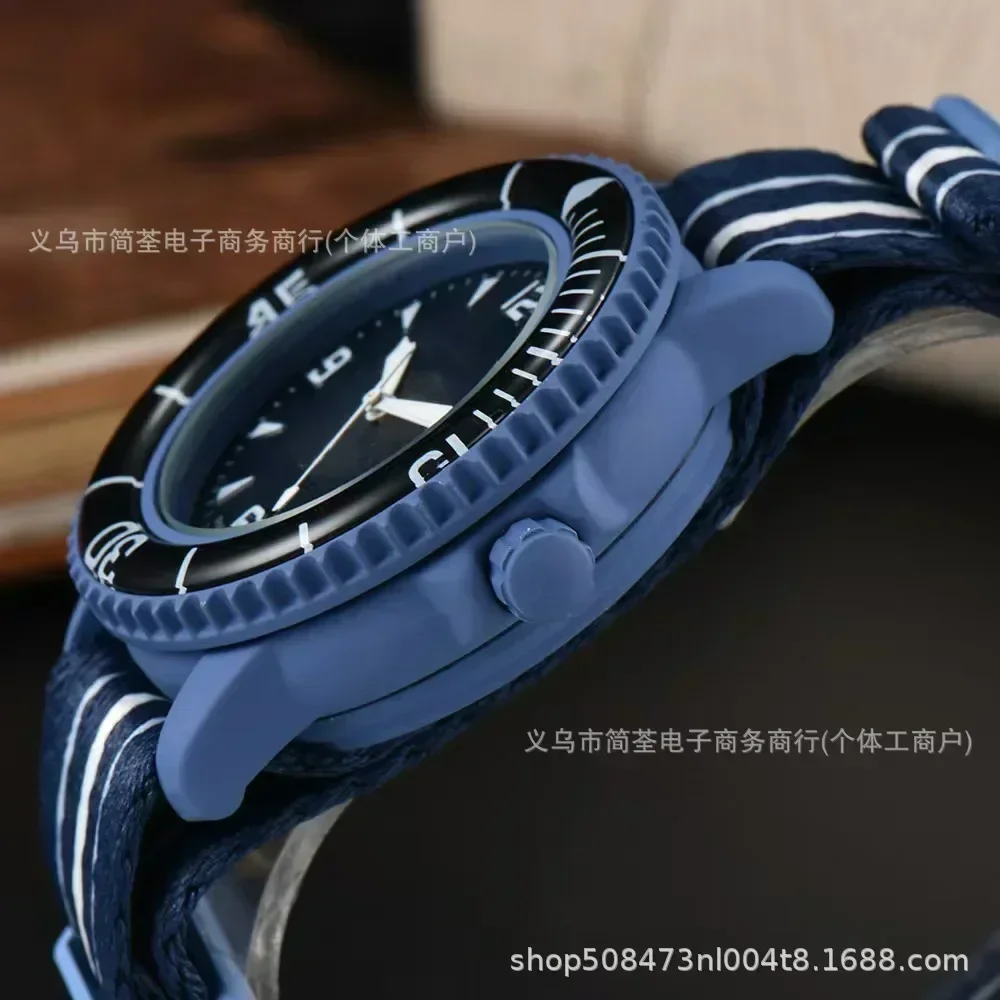 New Luxury Brand Watches for Mens Famous Desinger Watch Colorful Chronograph Watch Explore Planet Three needle fashion