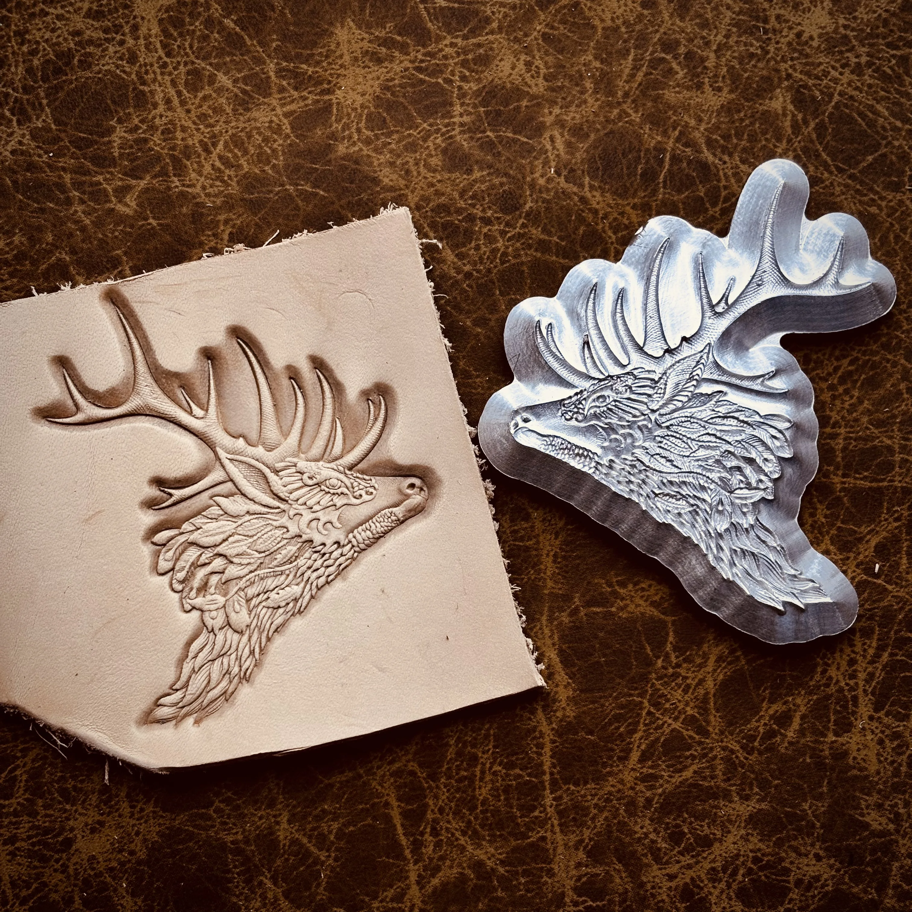 

3D Deer Design Leather Embossing Mold Metal Stamp Leather Carving Stamping Tool DIY Craft Two Sizes Aluminum Alloy Stamper