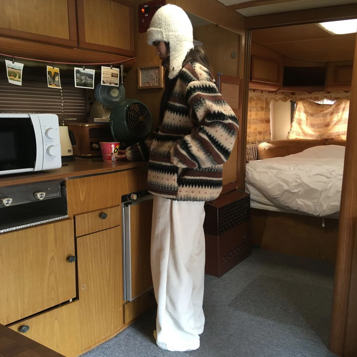 한국 스타일 겨울 아우로라 레트로 페어 아일 노르딕 스탠드 칼라 양털 안감 따뜻한 여성용 재킷