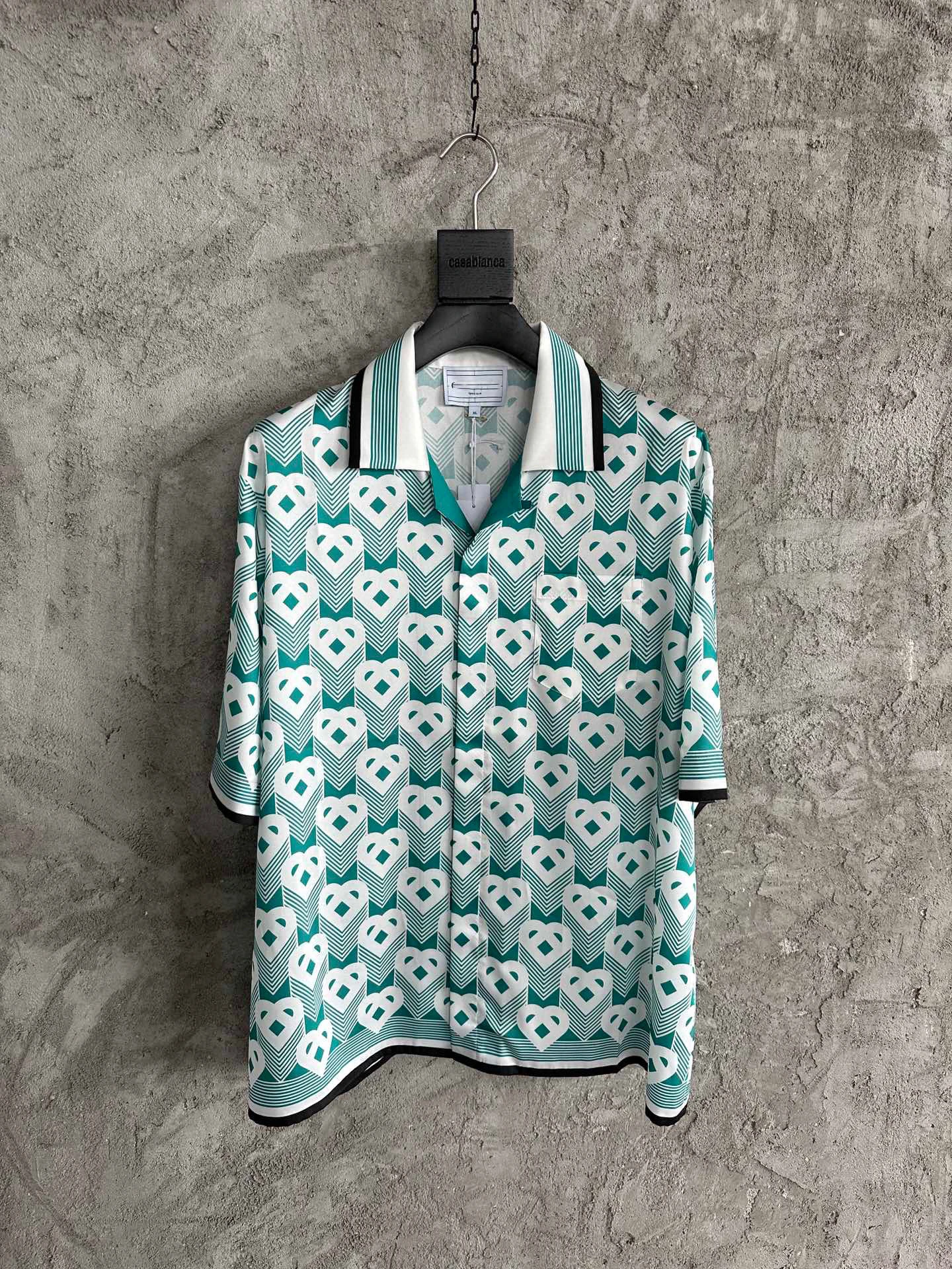 

CA 2023SS wavy silk short-sleeved shirt Silk short sleeve Green Love Set