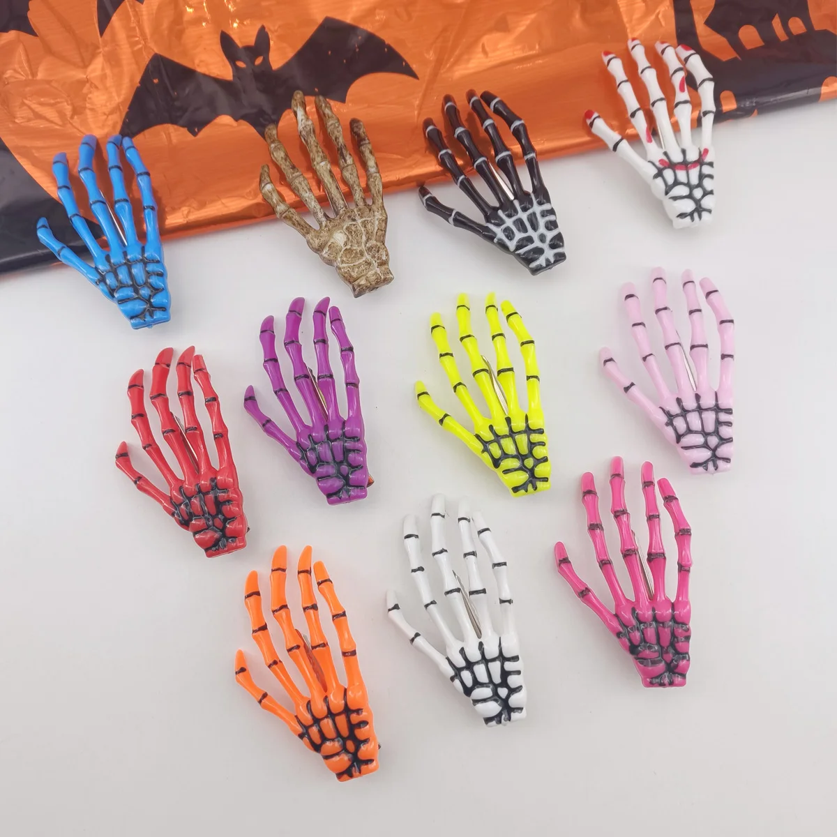 2PCS/SET 8cm Punk Style Skeleton Hands Hair Clips Creative Skull Hand Bang pins Halloween Cosplay Party Accessories for Women