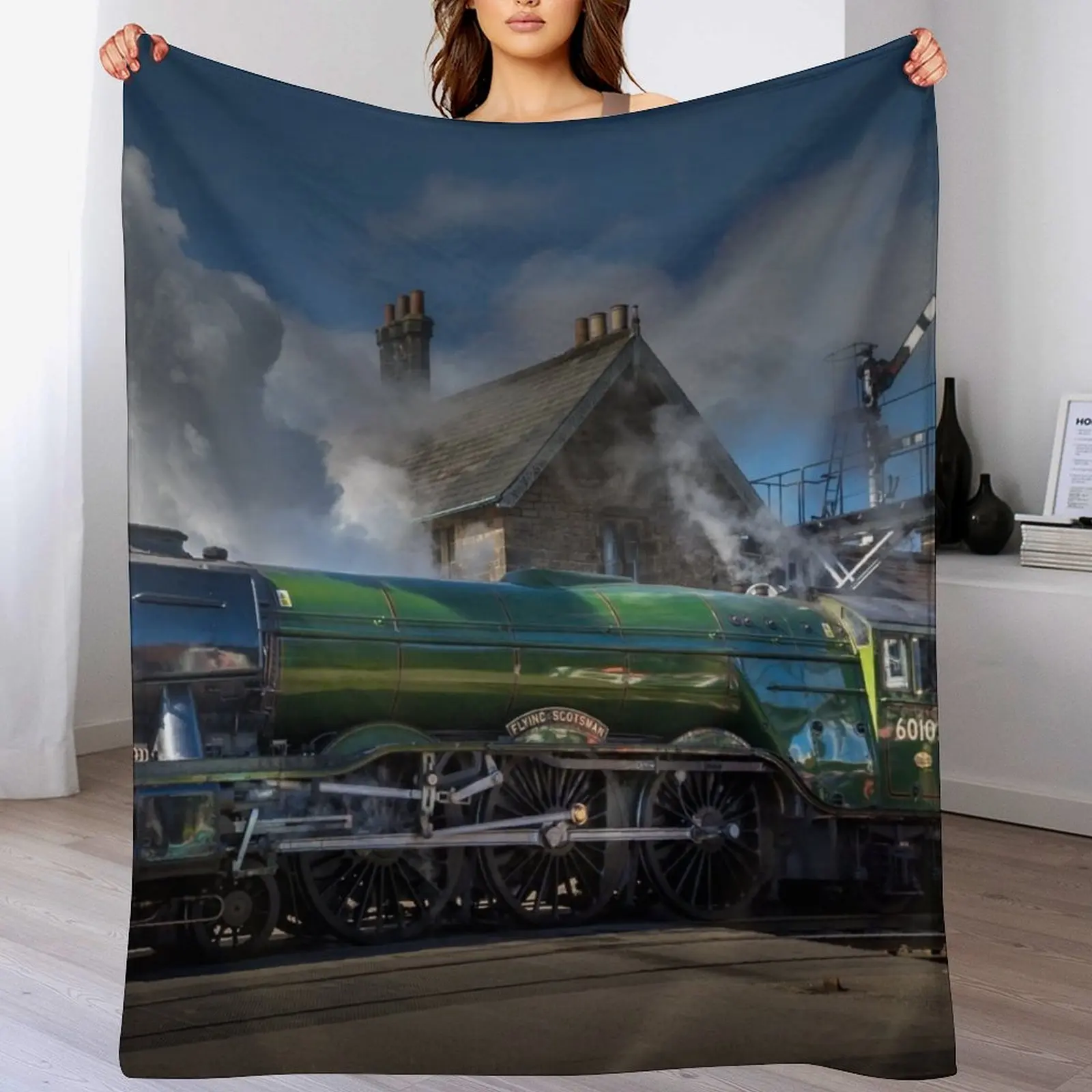 

The Flying Scotsman Throw Blanket Luxury warm winter Beautifuls Designers Blankets