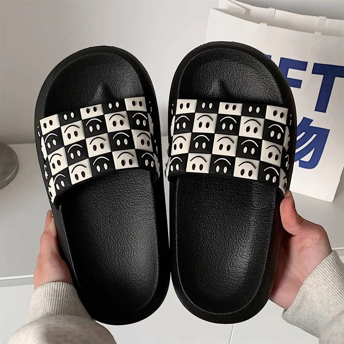 

Summer Viral Checkerboard Slippers Thin-Strap Couple Women Men Anti-Slip Cloud Comfort Thick Sole Indoor Home