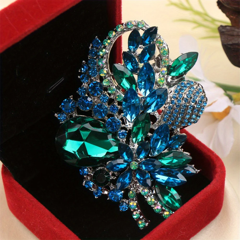 Baroque Luxury Beautiful Openwork Floral Design Brooch for Men and Women, Jewelry Accessories, Wedding Holiday Party Gift