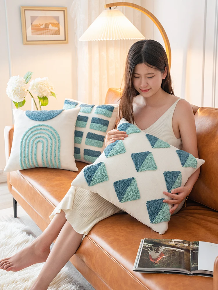 

2026 New Vintage Plush Decorative Pillow Sofa Living Room Window Sample Room Pillow Cover Square Cotton PP Cotton Core