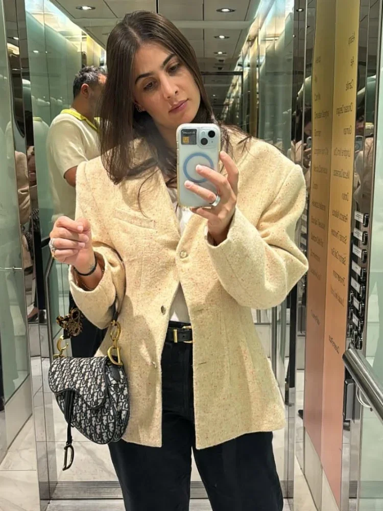 เสื้อเบลเซอร์ผ้าขนสัตว์สำหรับผู้หญิง แฟชั่นแขนยาว คอวี กระดุมแถวเดียว ทรงเข้ารูป เสื้อโค้ทบางเบา ฤดูใบไม้ร่วง 2025 แฟชั่นสตรี เสื้อคลุมสำหรับใส่ทำงาน