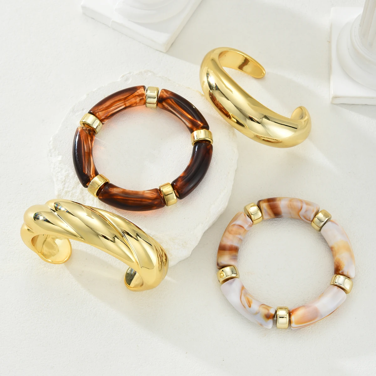 4pcs Vintage Minimalist Elegant Brown Resin Elastic Bangle Set Gold Color Smooth Open Bracelets For Women Daily Holiday Jewelry image 5