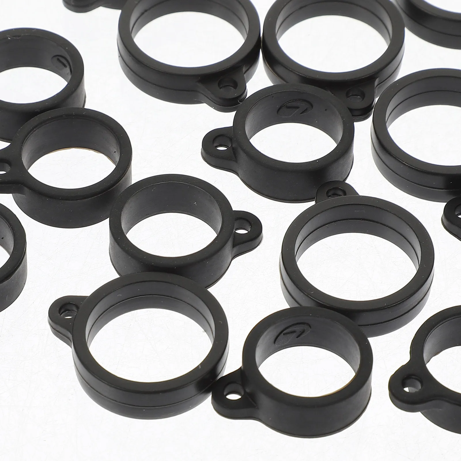 

20pcs Silicone Hanging Ring Lanyard Rings Anti Loss Device Keychain for Car Keys Mobile Belongings Portable Gadget