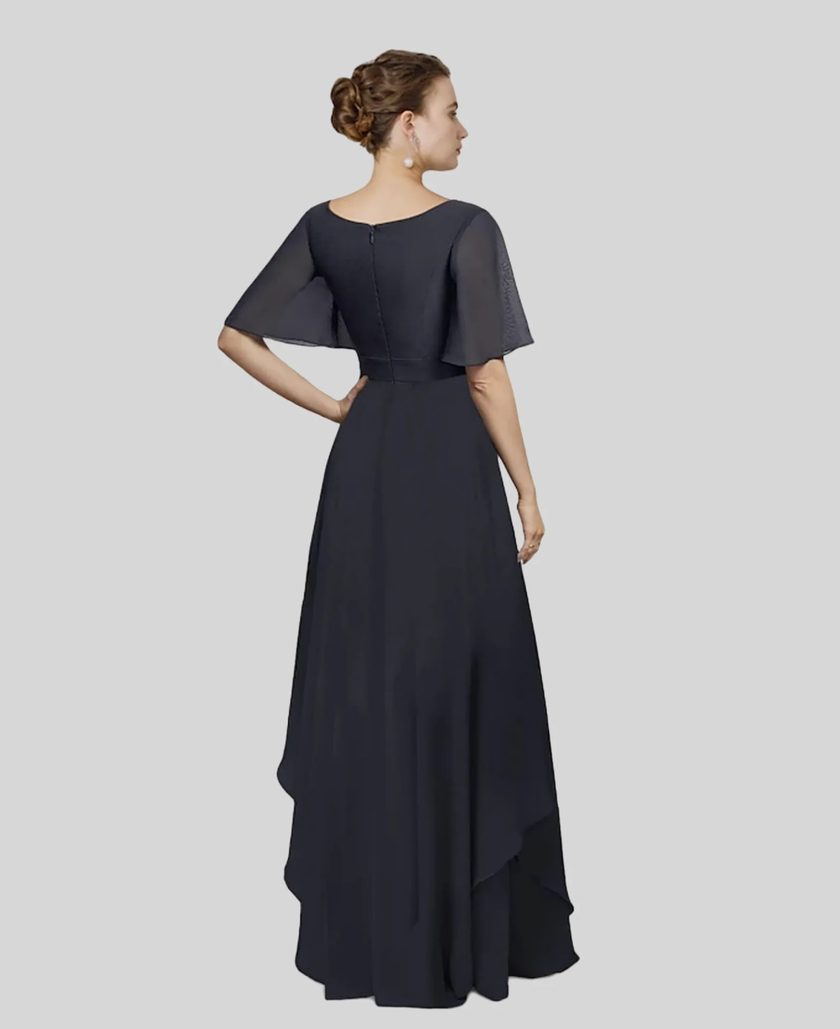 A-Line Mother of the Bride Dress V Neck Floor Length Chiffon Short Sleeve with Crystal Brooch Ruching 2024