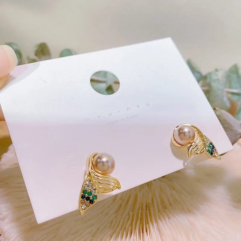 2026 كريستال ذيل السمكة وأقراط للإناث الأزرق حجر الراين الشمبانيا مقلد اللؤلؤ الحلو بوهو المرأة الأقراط الصغيرة