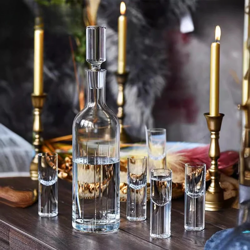 

Glass Spirits Cup Baijiu Cup Wine Bottle Crystal Bottle Wine Set Gift Box