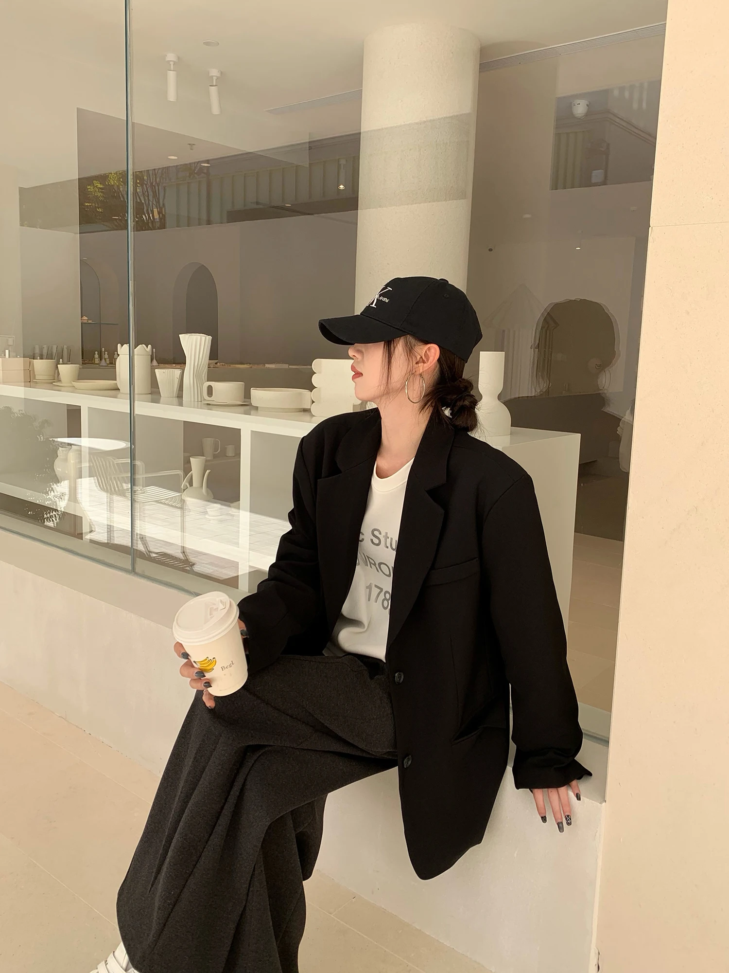 

Свободный женский костюм Bla: Пиджак из нейлоновой ткани с драпированным силуэтом, универсальный для работы, собеседований и повседневной носки