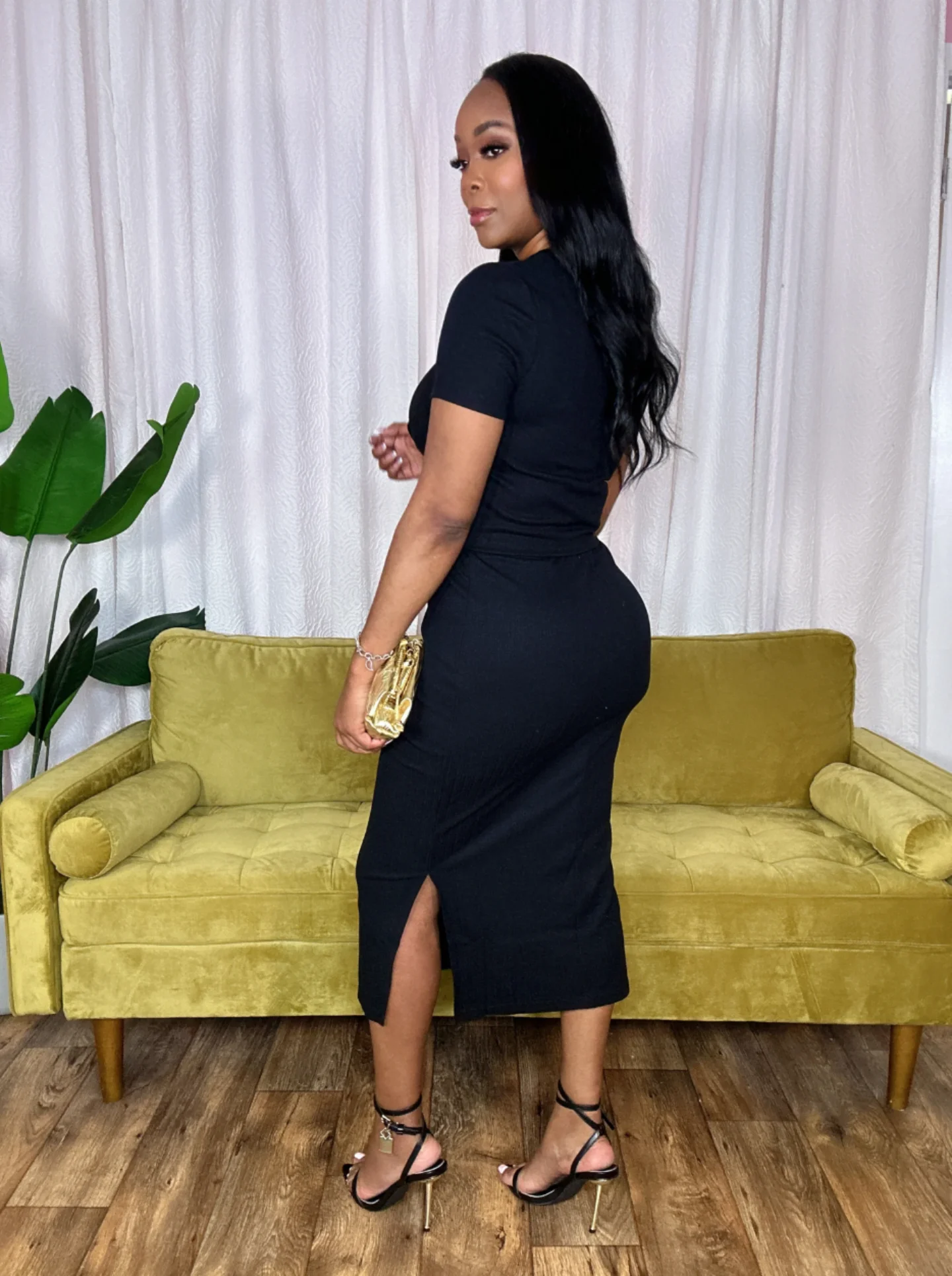 Women's Plus-Size Colorful Butterfly Print Top - Casual, Stylish, Loose-Fit and Slimming T-Shirt