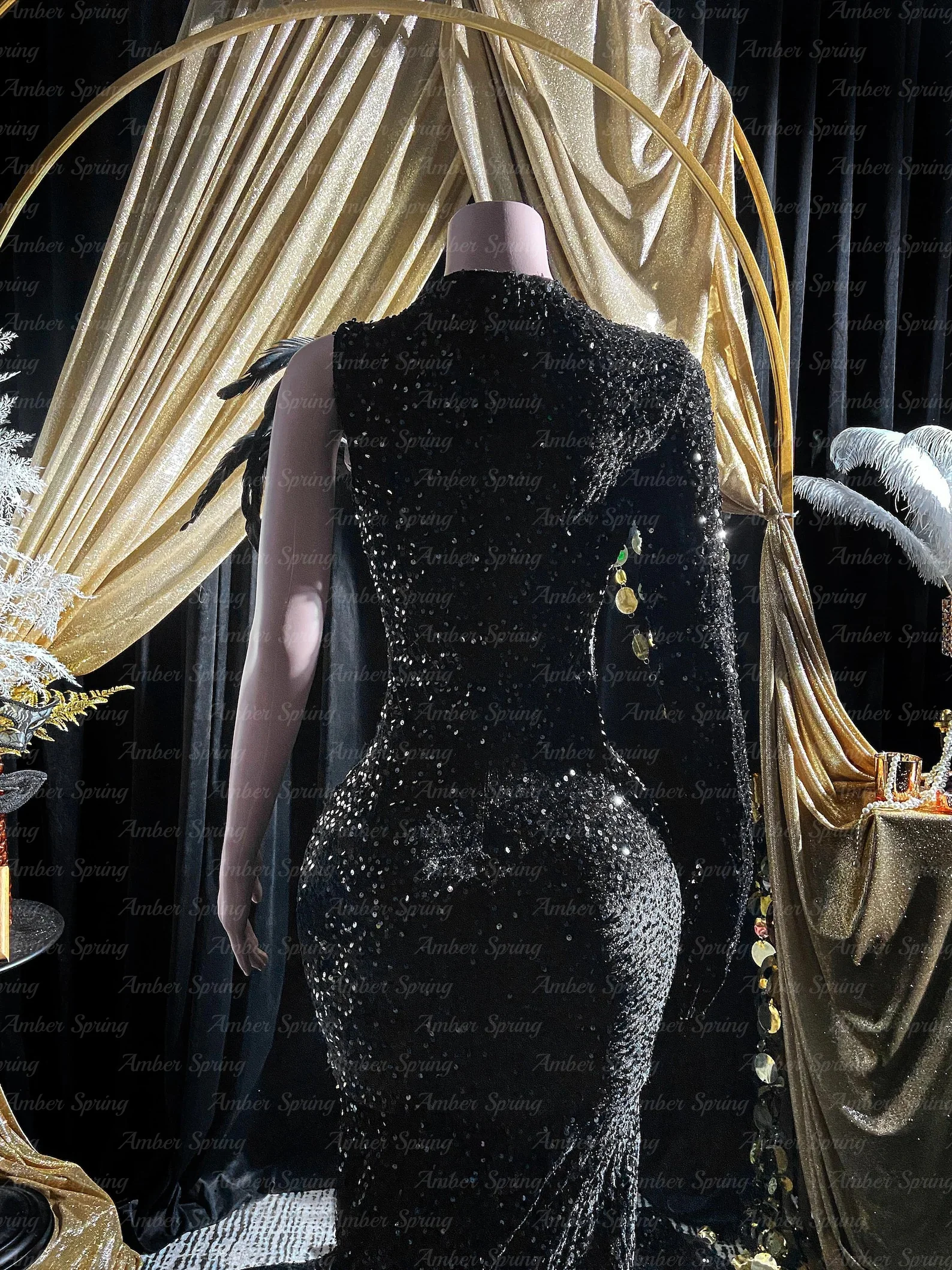 사용자 정의 만든 블랙 라인 석 이브닝 드레스 아플리케 단일 긴 소매 인어 댄스 파티 드레스 깃털과 공식 양재 가운