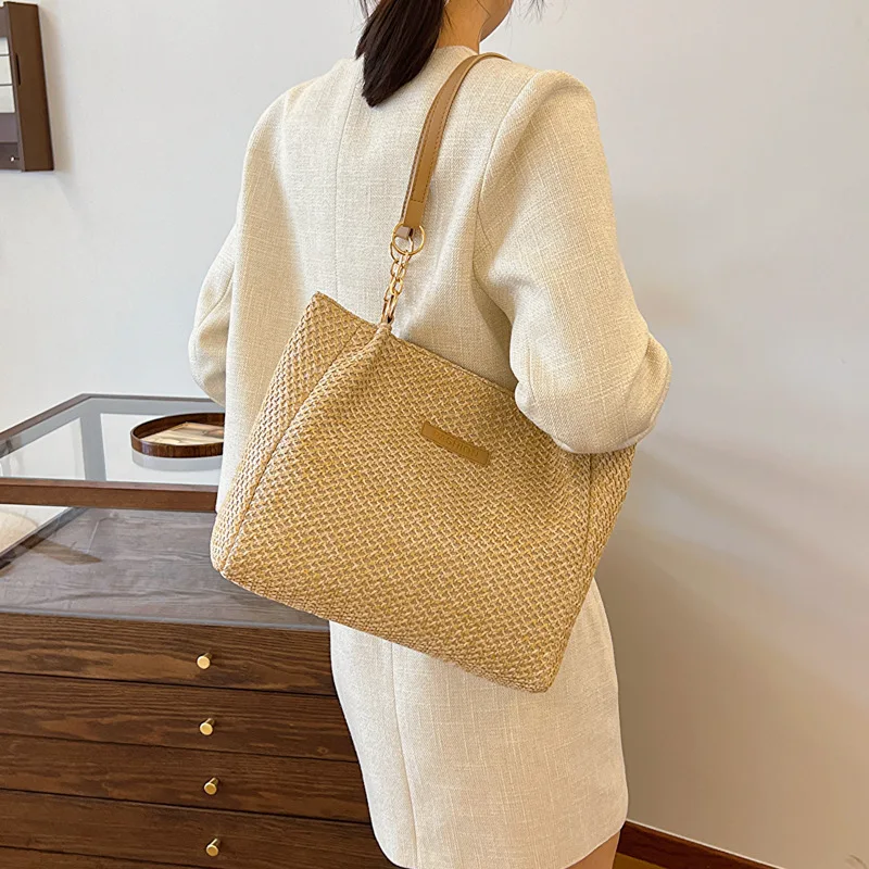 Fashionable Straw Woven Bag Large Capacity Tote Bags Casual Women's Underarm Bags Luxury and Designer Beach Bags 2024