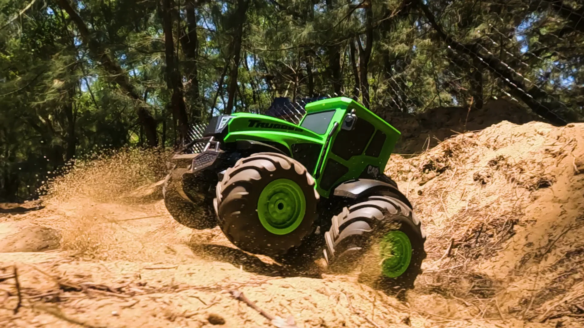 1551 1:14 Full Scale Amphibious Vehicle 2.4G Remote Control Full Scale Throttle Can Be Off-Road And Climb Remote Control Car Toy