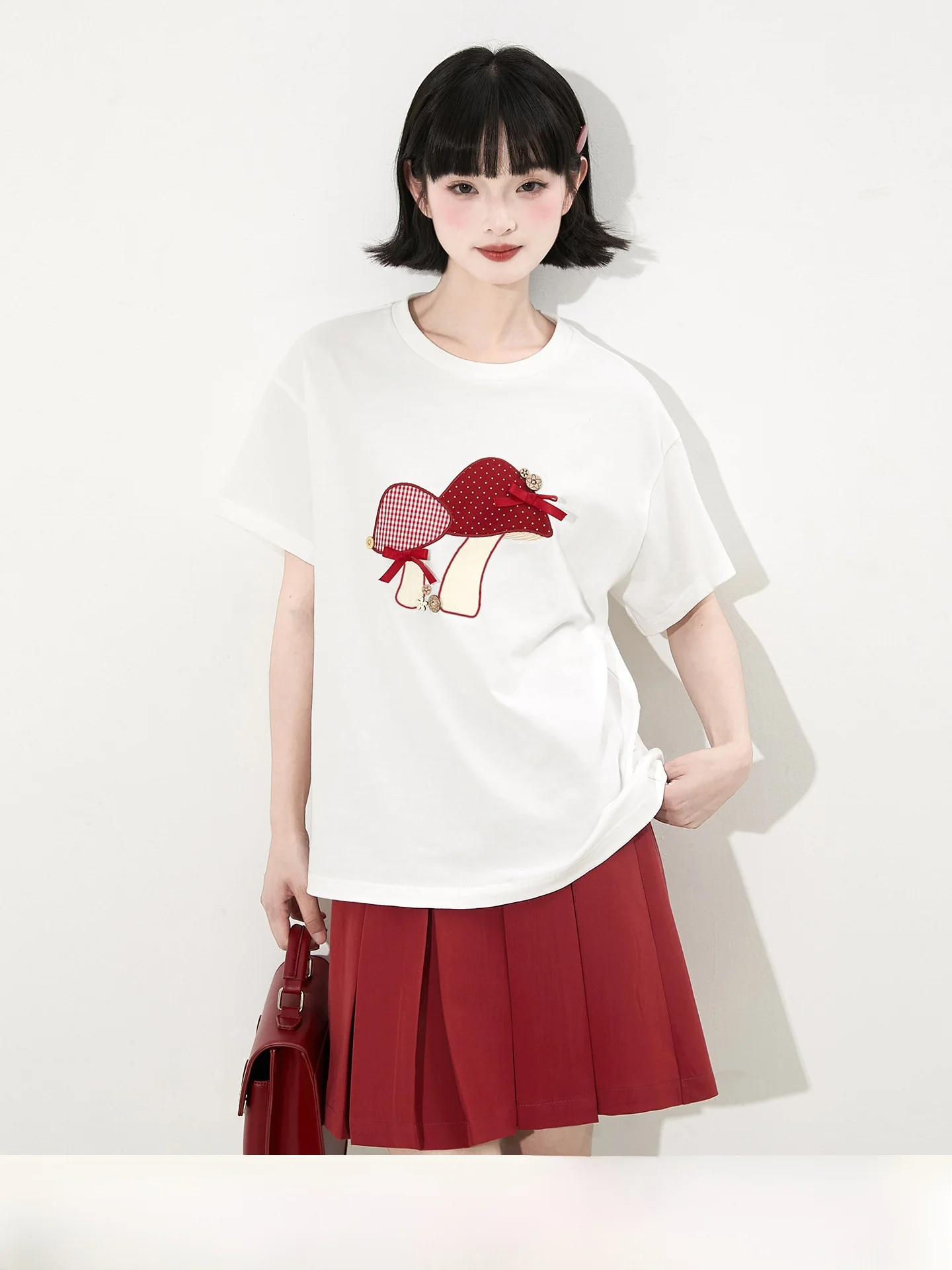 

Белая вязаная футболка с коротким рукавом для женщин, с милым узором, вышивкой и принтом в виде грибов, хлопковый летний топ