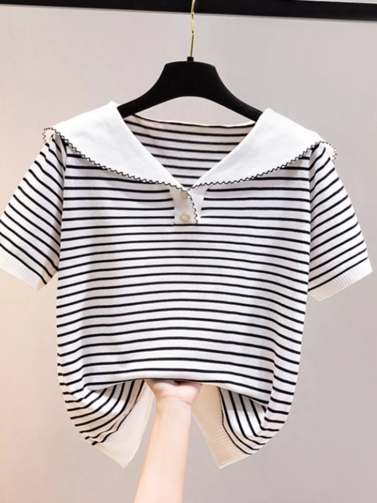 Striped Knitted T-shirt Summer Ice Silk V-Neck Navy Style Short Sleeve Top Women 2024 New Korean Loose Versatile Short Tee