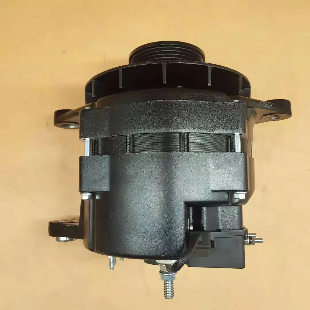 Hot sale Generator for Yuchai YC4E YC4G engine spare parts 3701 use for Yutong bus 28V 110A Alternator 28v alternator