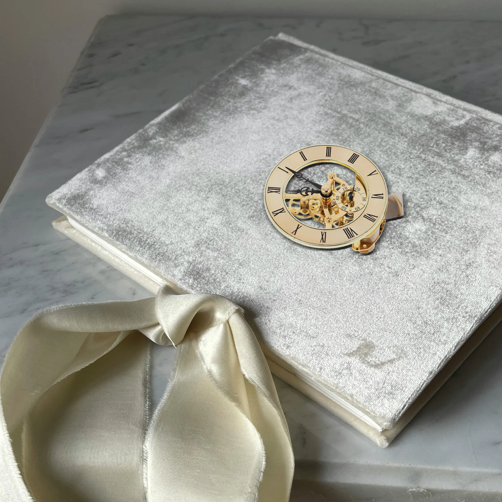 

1pc Inserts 3.5X3.4 Inch Round Globe Movement With Roman Numerals Operated Diy Insert For Home Office Decor Table