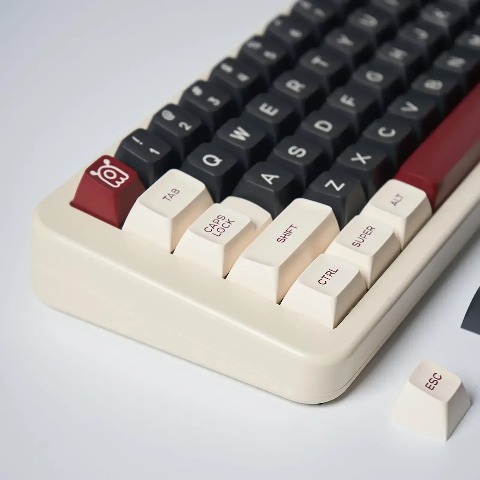 

GMK Rome Keycaps SA Profile Double Shot Profile PBT Keycap For Mechanical Keyboard Game ISO GMK67 61/68/71/84/87