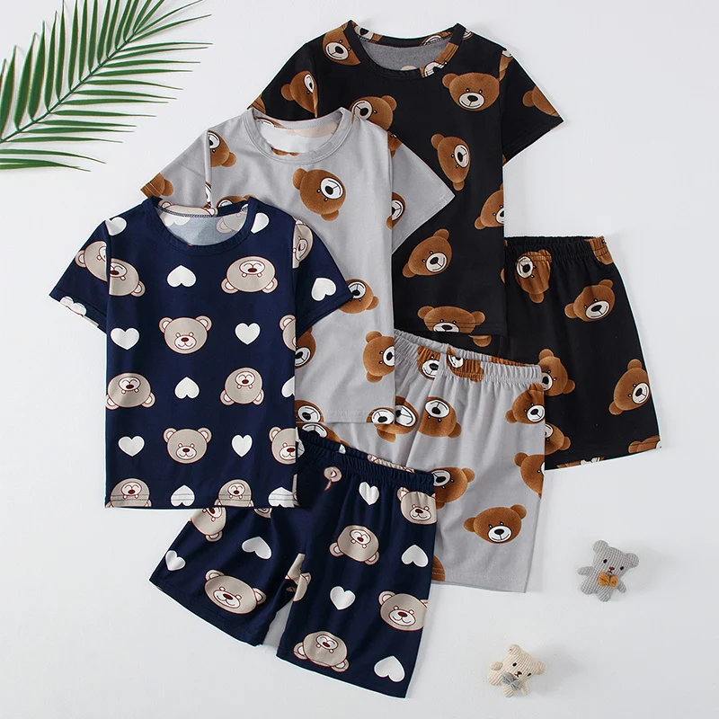 

Детский модный костюм из двух предметов с милым медвежьим принтом, повседневная модная рубашка с круглым вырезом для мальчиков, удобные дикие шорты для девочек, комбинация