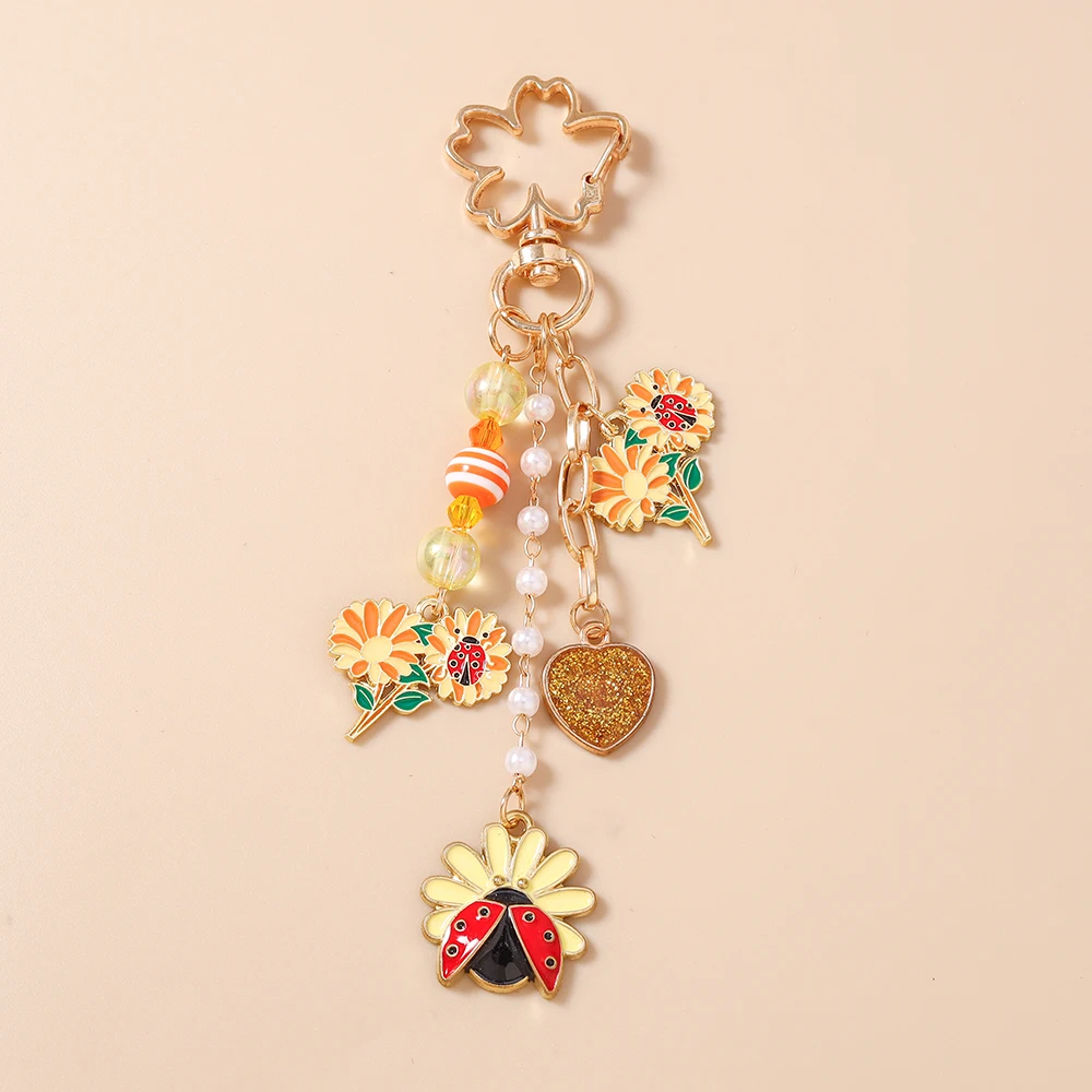Aihua Niedlicher Y2K Blumen-Marienkäfer Schlüsselanhänger, Vergoldeter Blumen-Schlüsselring, Taschenanhänger für Damen, Handtaschen-Accessoire, Schmuckgeschenk – Detail 8