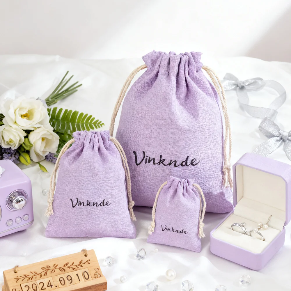 

50 шт., индивидуальный логотип, натуральный хлопок, холст, подарочный мешочек для ювелирных изделий для колец, серег, браслетов, саше, свадебные рождественские сумки для конфет