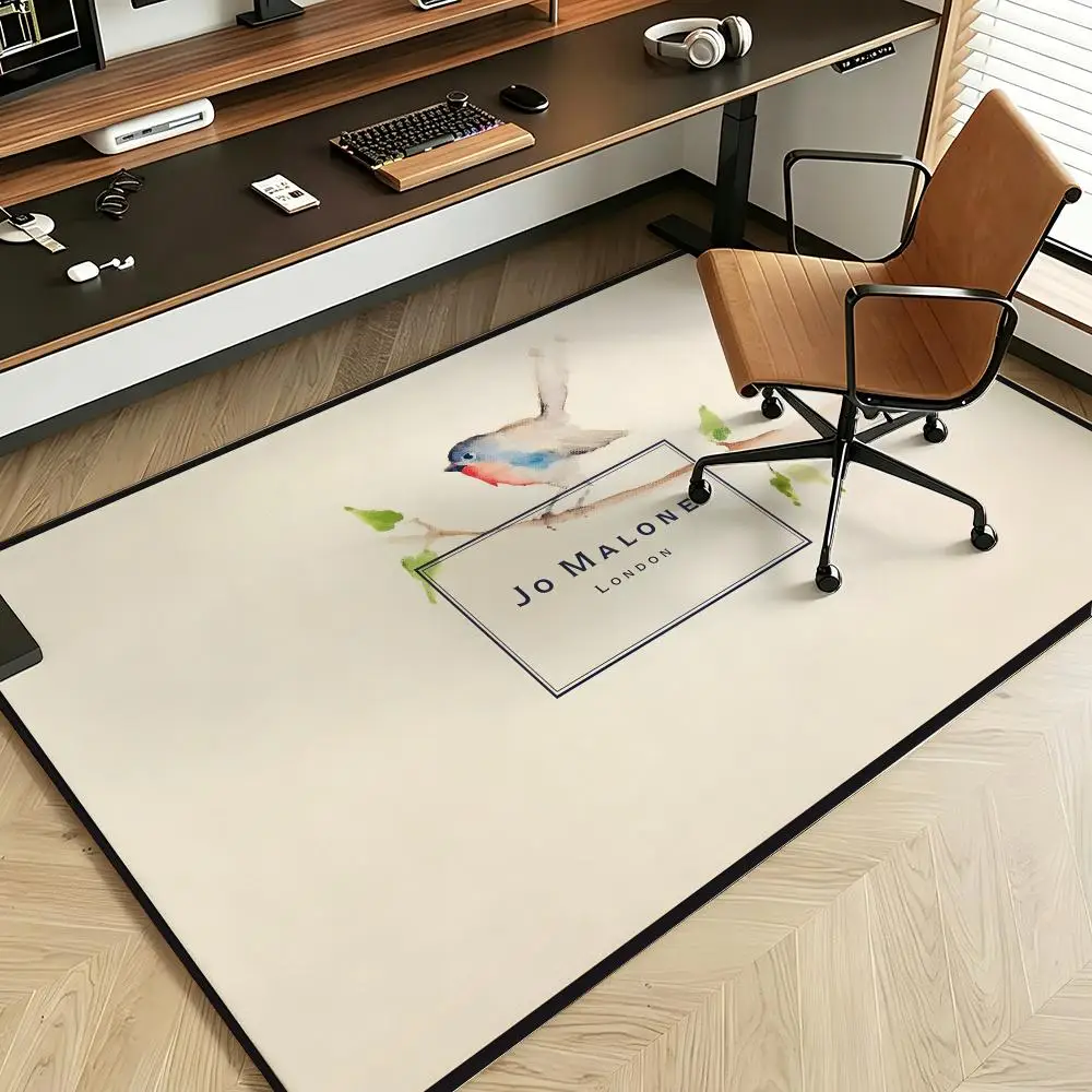 Fragrance J-Jo Malone L-London Floor Mat Soft Flannel Floor Mat  Suitable for Entryways, Living Rooms, Bedrooms, and Bathrooms